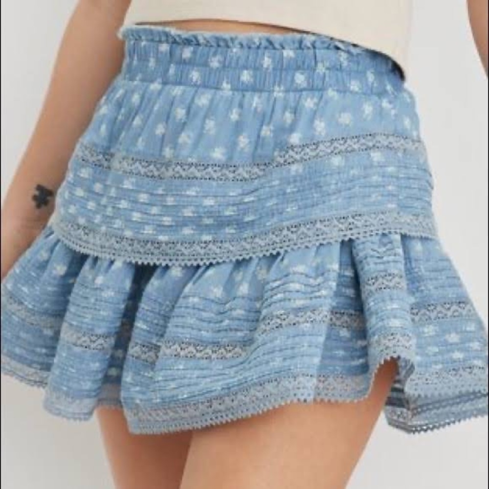 Aerie blue floral ruffle skirt